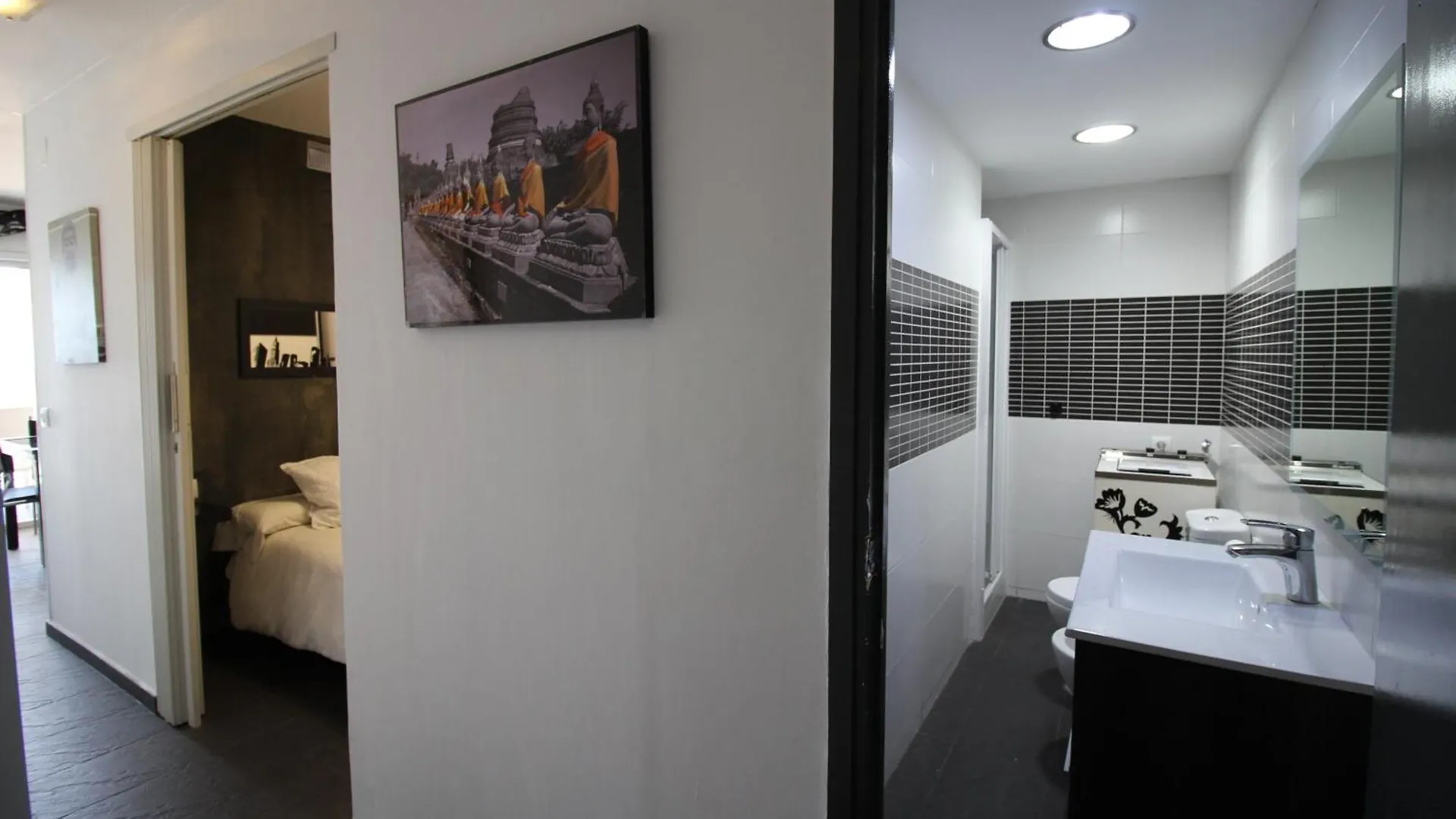 Basic Comfort Studio Manhattan 0115 Empuriabrava 0*,  Spain